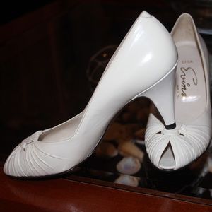 White Leather Peep Toe Pump